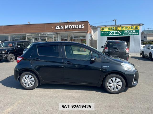 Toyota VITZ 2017-05 7805867-5