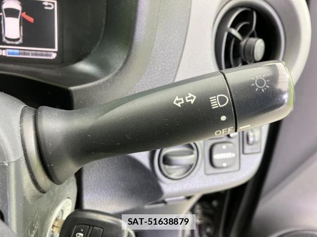 Toyota VITZ 2015-09 7806530-15