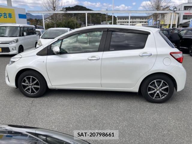 Toyota VITZ 2018-06 7807976-1