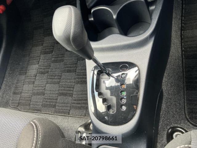 Toyota VITZ 2018-06 7807976-16