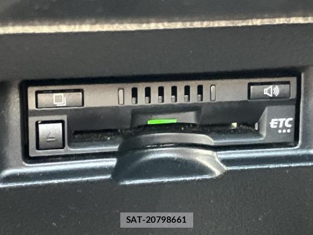 Toyota VITZ 2018-06 7807976-17