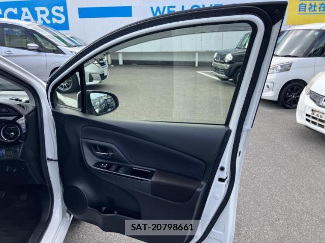 Toyota VITZ 2018-06 7807976-7