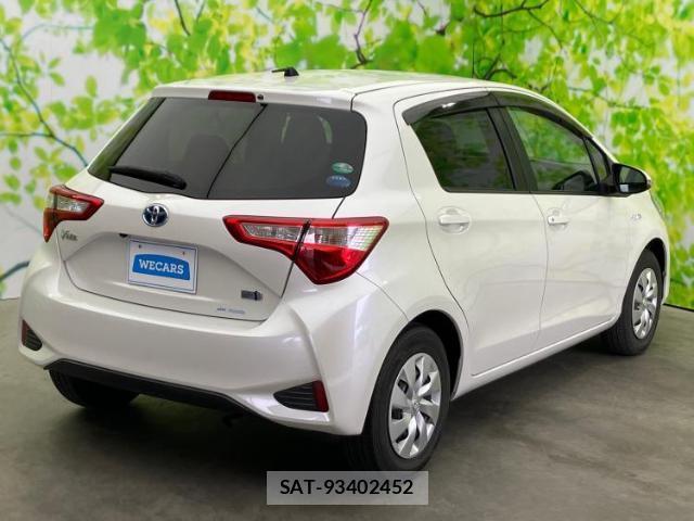 Toyota VITZ 2017-03 7808350-2
