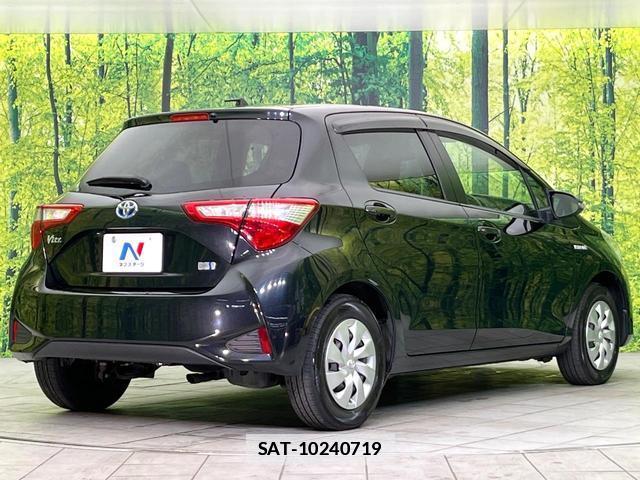 Toyota VITZ 2017-03 7809682-16