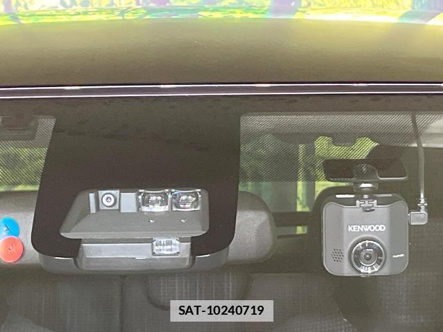 Toyota VITZ 2017-03 7809682-2