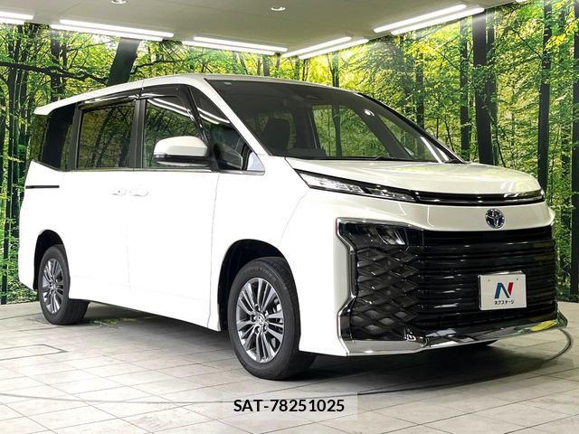 Toyota VOXY 2024-10 7793082-16