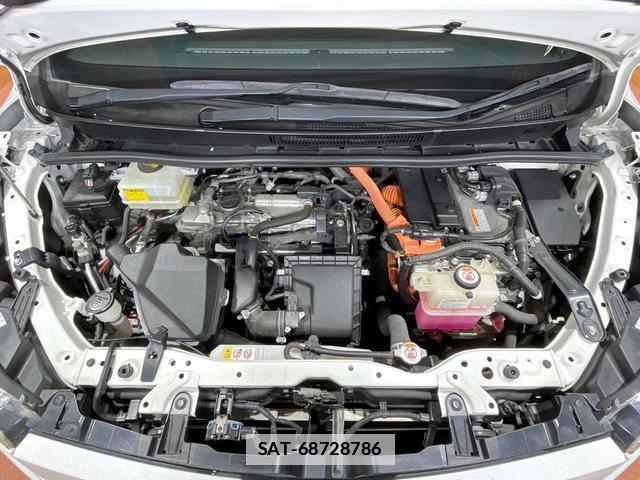 Toyota VOXY 2017-08 7794585-19