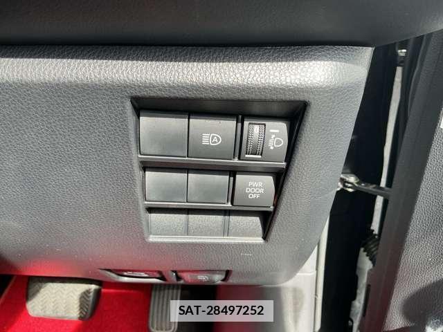 Toyota VOXY 2022-12 7795550-9