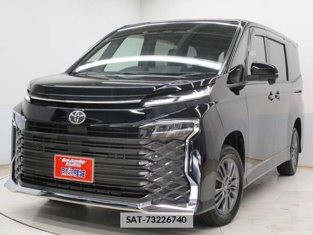 Toyota VOXY 2022-03 7795652-6