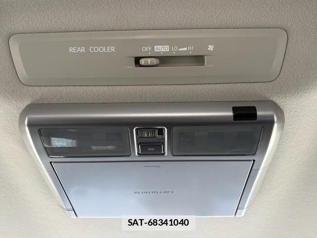 Toyota VOXY 2014-10 7795986-10
