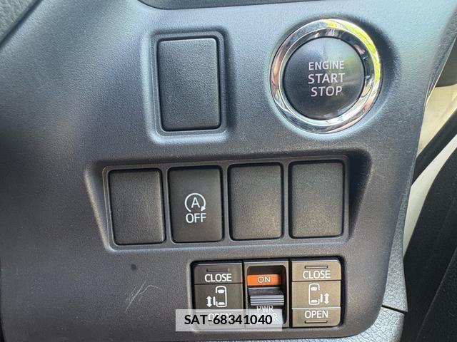 Toyota VOXY 2014-10 7795986-7