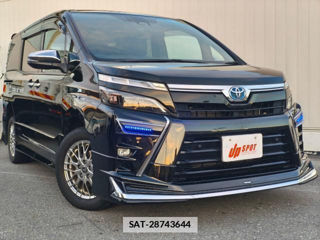 Toyota VOXY 2021-05 7796467-0