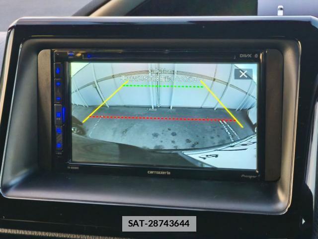 Toyota VOXY 2021-05 7796467-18