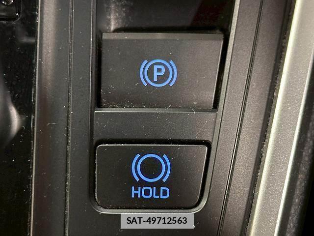 Toyota VOXY 2023-07 7797369-11