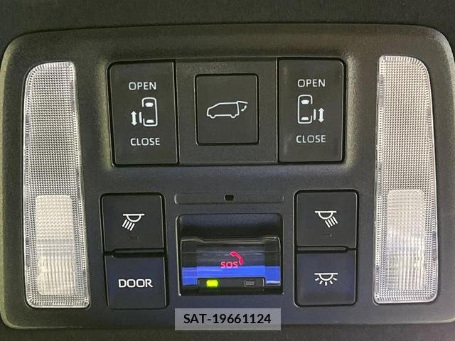 Toyota VOXY 2023-07 7797435-2