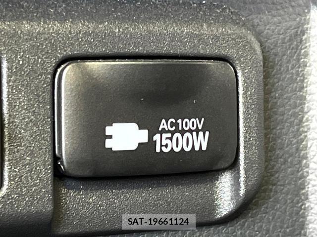 Toyota VOXY 2023-07 7797435-5