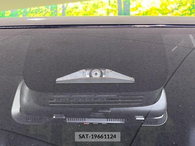 Toyota VOXY 2023-07 7797435-6