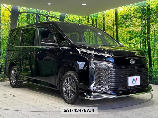 Toyota VOXY 2023-07 7797443-15