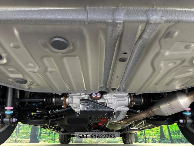 Toyota VOXY 2025-09 7797449-18