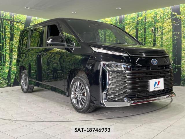 Toyota VOXY 2023-03 7797530-15