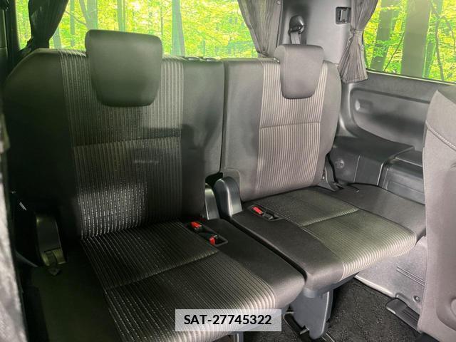 Toyota VOXY 2019-08 7797569-9