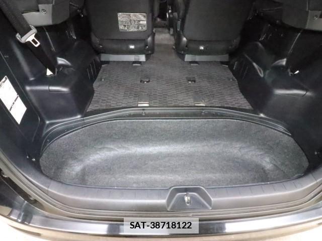 Toyota VOXY 2011-03 7797600-12