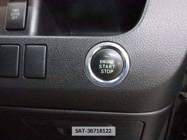 Toyota VOXY 2011-03 7797600-17