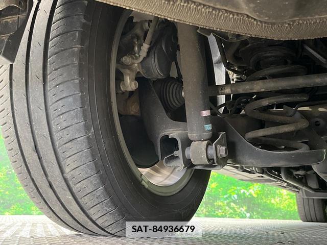 Toyota VOXY 2024-04 7798156-19
