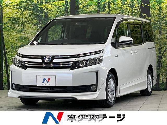 Toyota VOXY 2014-07 7798221-0