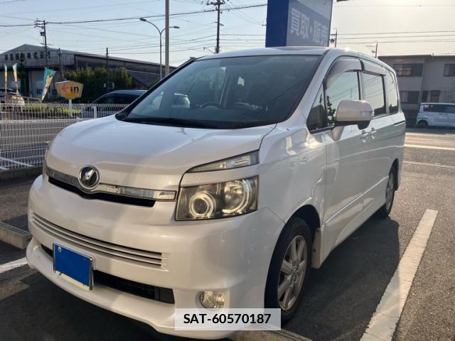 Toyota VOXY 2007-09 7798704-1