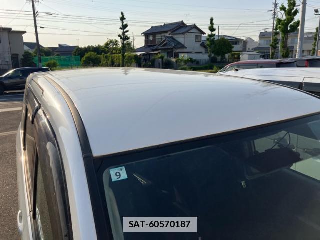 Toyota VOXY 2007-09 7798704-13