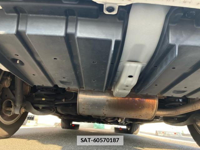 Toyota VOXY 2007-09 7798704-14