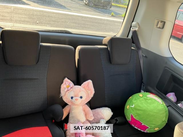 Toyota VOXY 2007-09 7798704-7