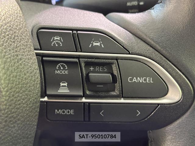 Toyota VOXY 2024-01 7798961-5
