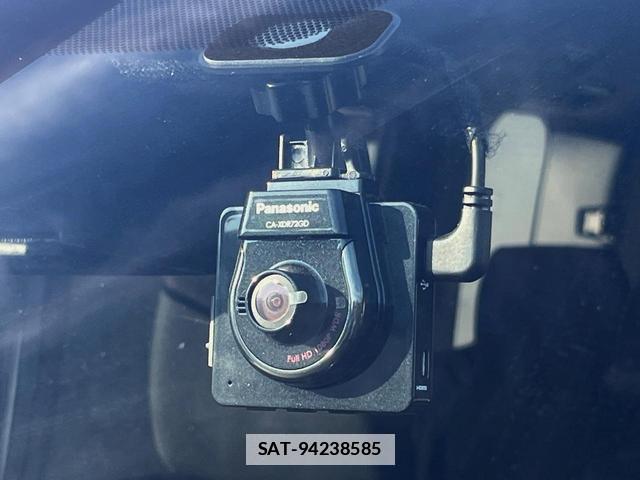 Toyota VOXY 2016-03 7799214-8