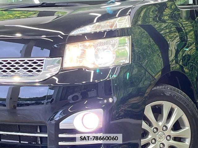 Toyota VOXY 2012-08 7799288-12