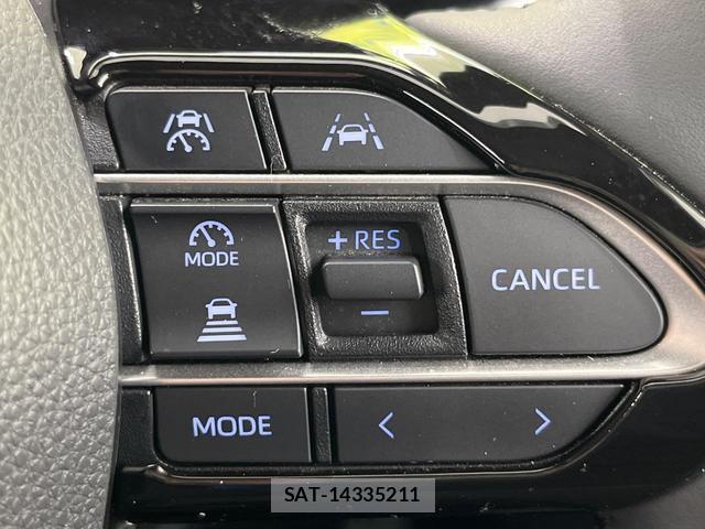 Toyota VOXY 2025-03 7799404-4