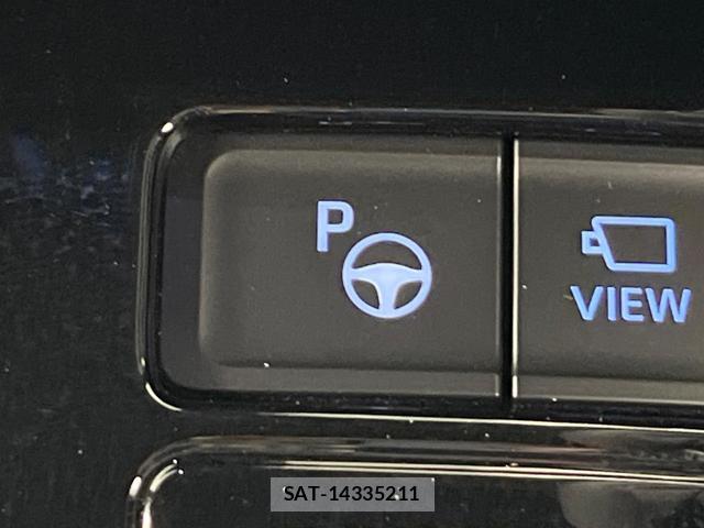 Toyota VOXY 2025-03 7799404-6