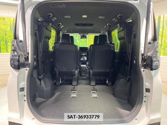 Toyota VOXY 2026-04 7799456-10