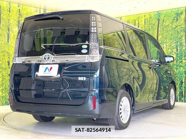 Toyota VOXY 2014-03 7799523-16