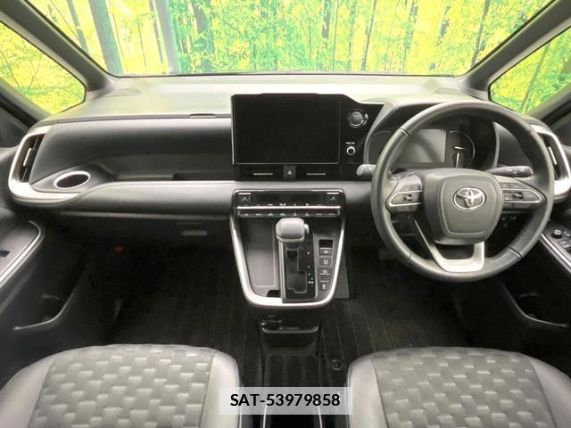 Toyota VOXY 2024-10 7799526-1