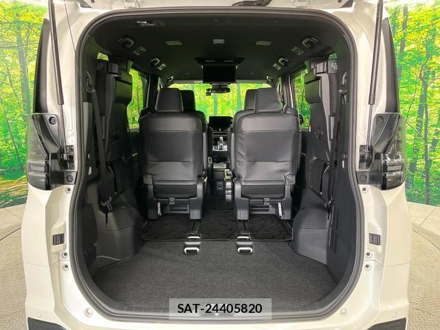 Toyota VOXY 2025-07 7799557-11