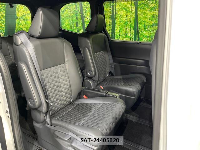 Toyota VOXY 2025-07 7799557-9