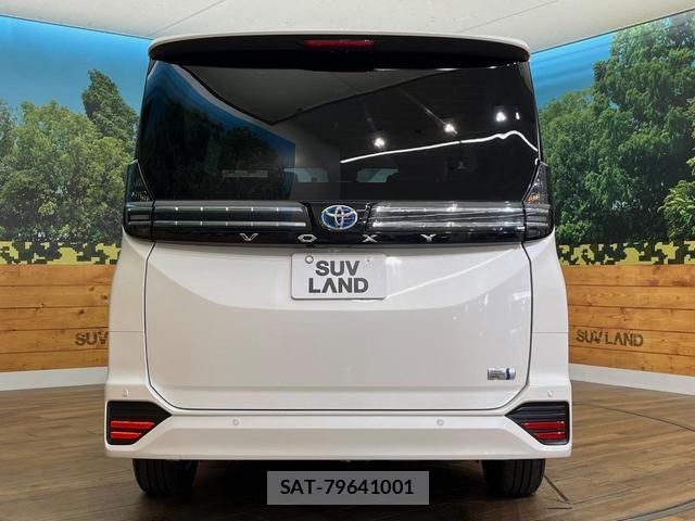 Toyota VOXY 2025-10 7799672-16