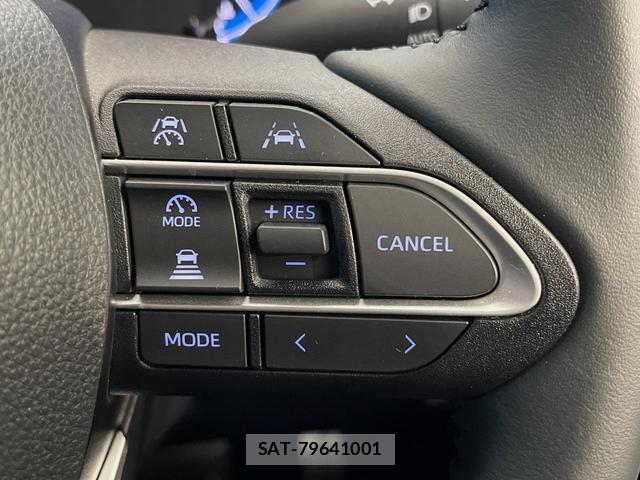 Toyota VOXY 2025-10 7799672-6