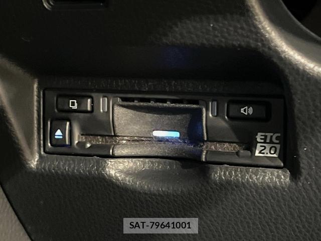 Toyota VOXY 2025-10 7799672-8
