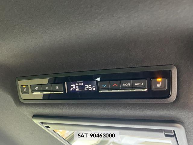 Toyota VOXY 2025-07 7799889-4