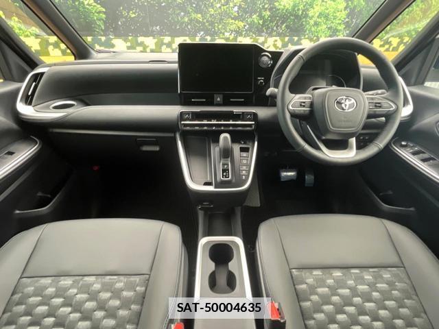 Toyota VOXY 2026-01 7800242-1