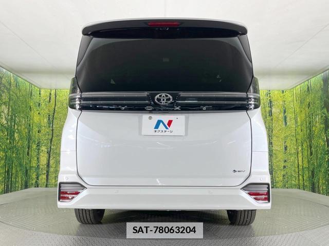 Toyota VOXY 2026-01 7800581-15