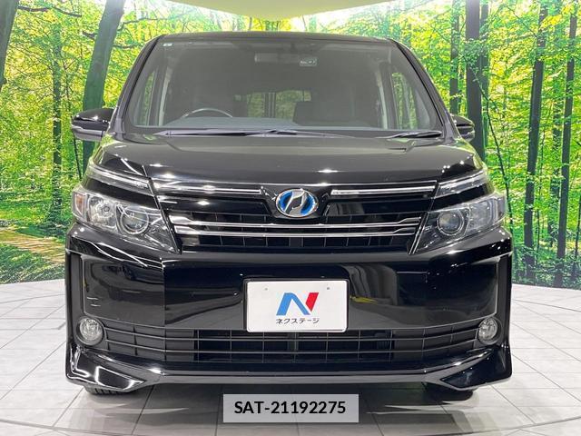 Toyota VOXY 2015-09 7800750-14